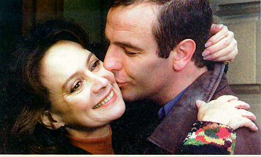 Francesca Annis 